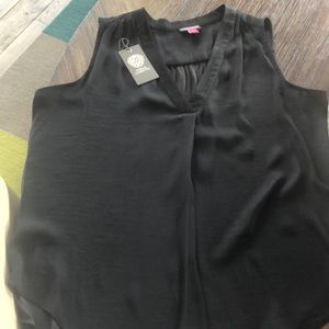 Vince Camuto shoulder blouse